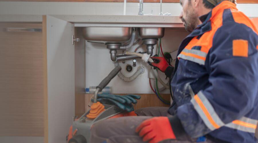 Expert burst pipe repair services in Sanostee, NM